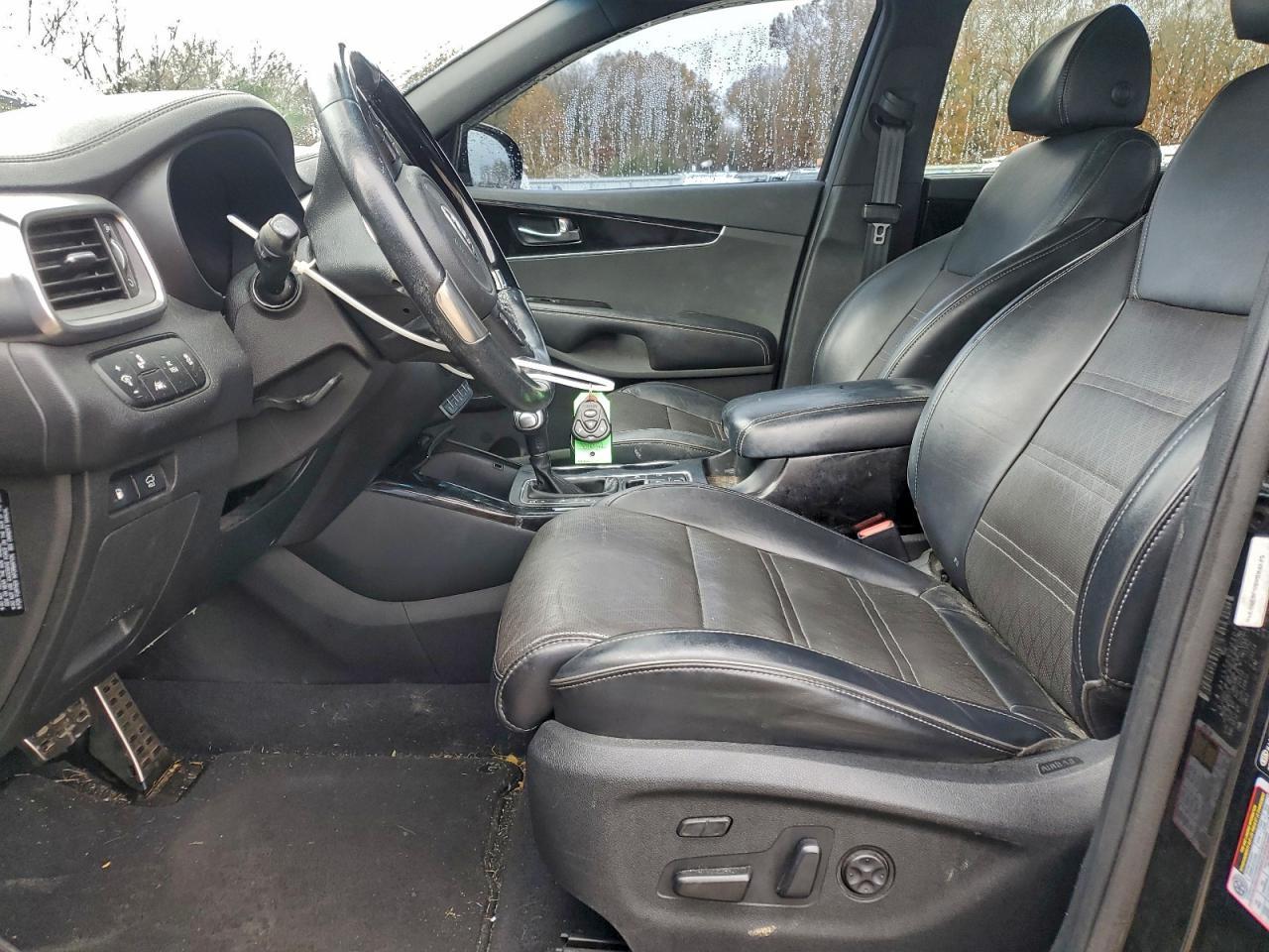 2018 KIA SORENTO