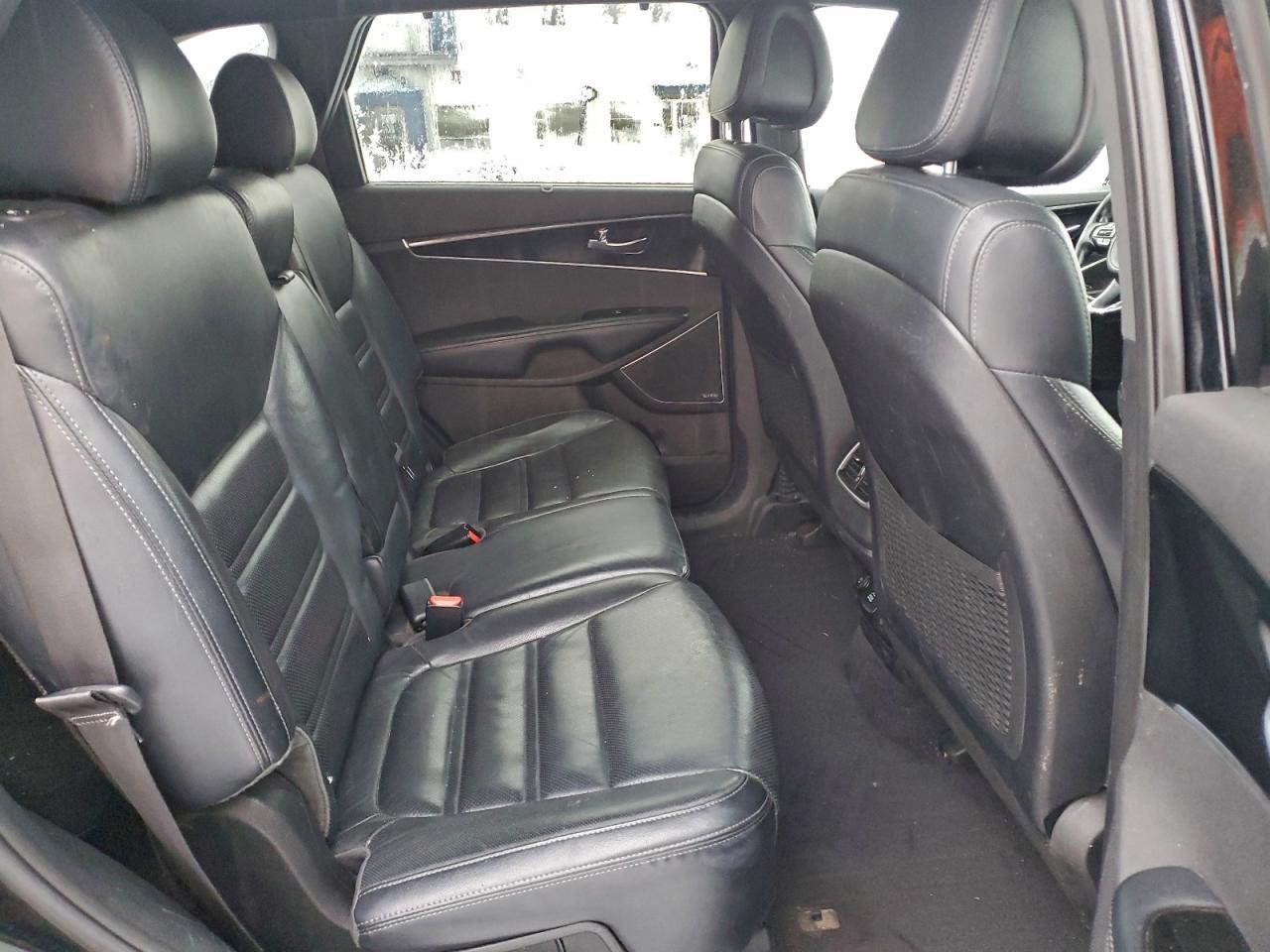 2016 KIA SORENTO