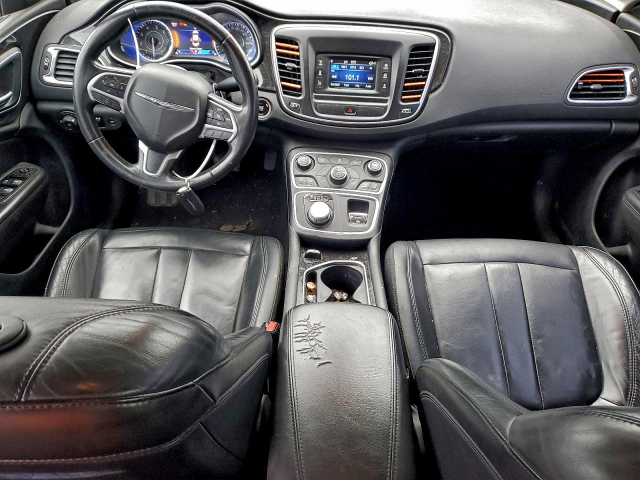 2015 CHRYSLER 200