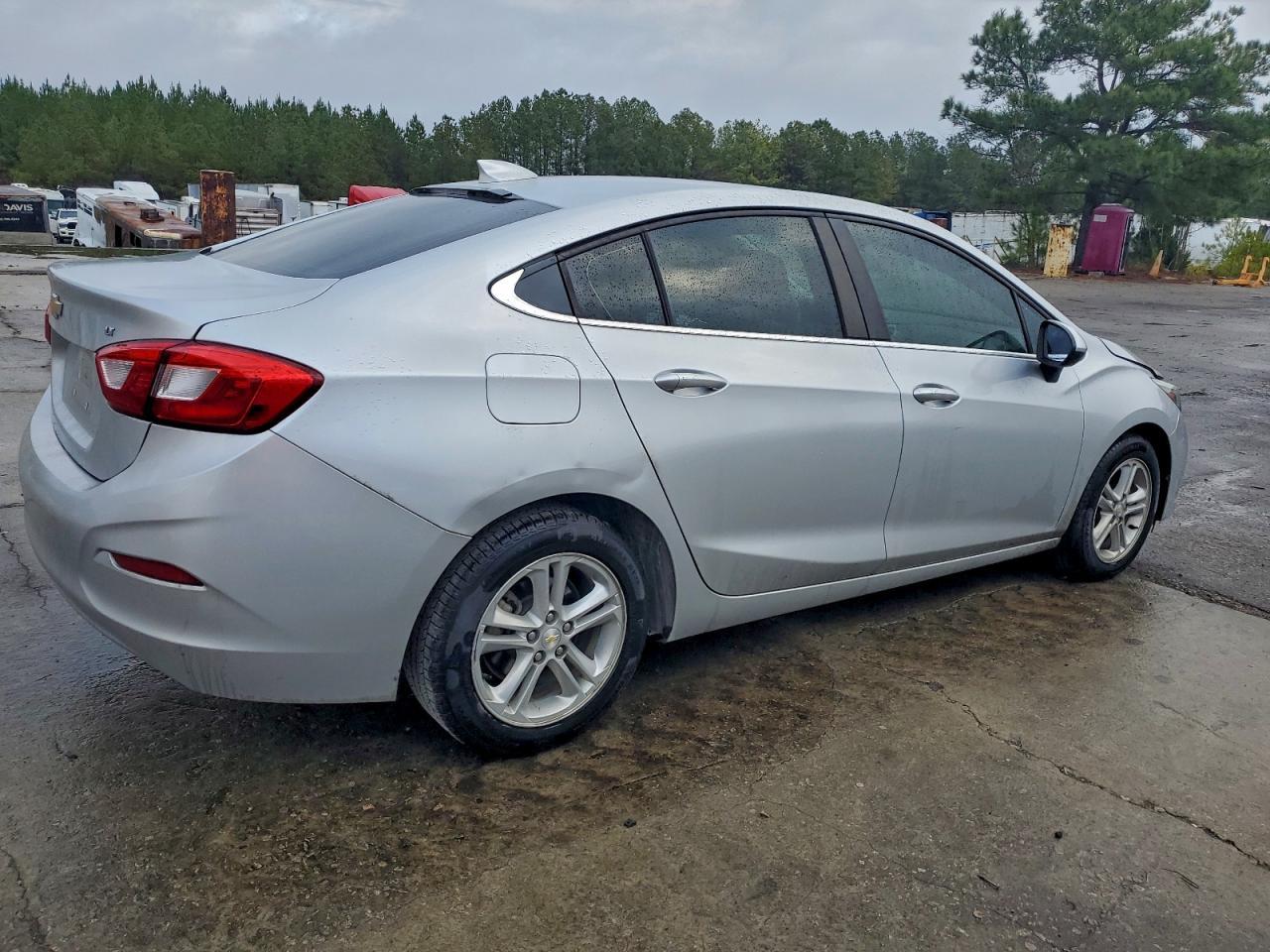 2018 CHEVROLET CRUZE