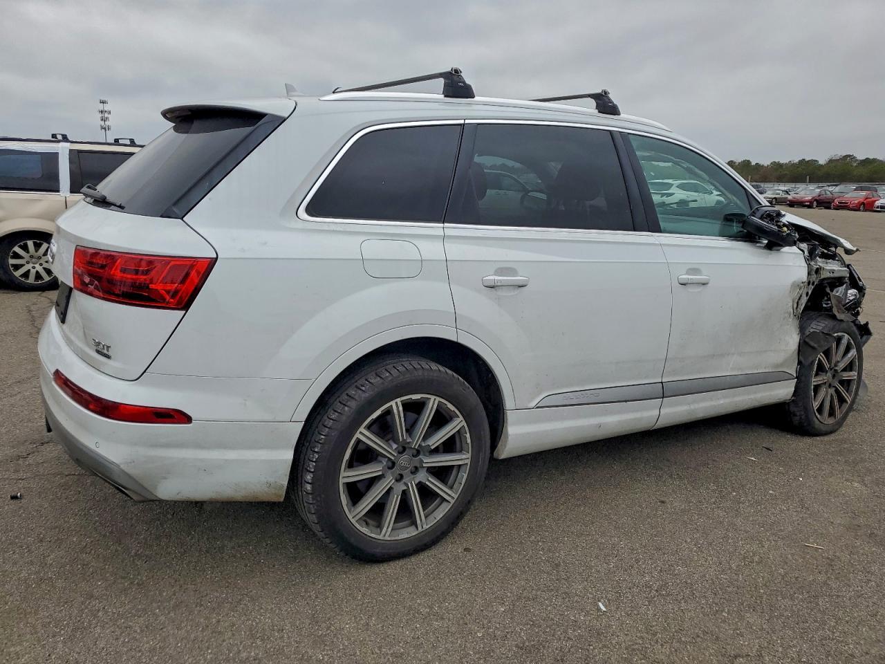 2018 AUDI Q7