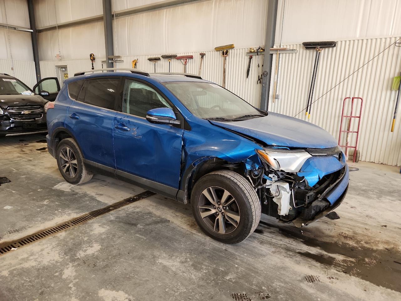 2016 TOYOTA RAV4
