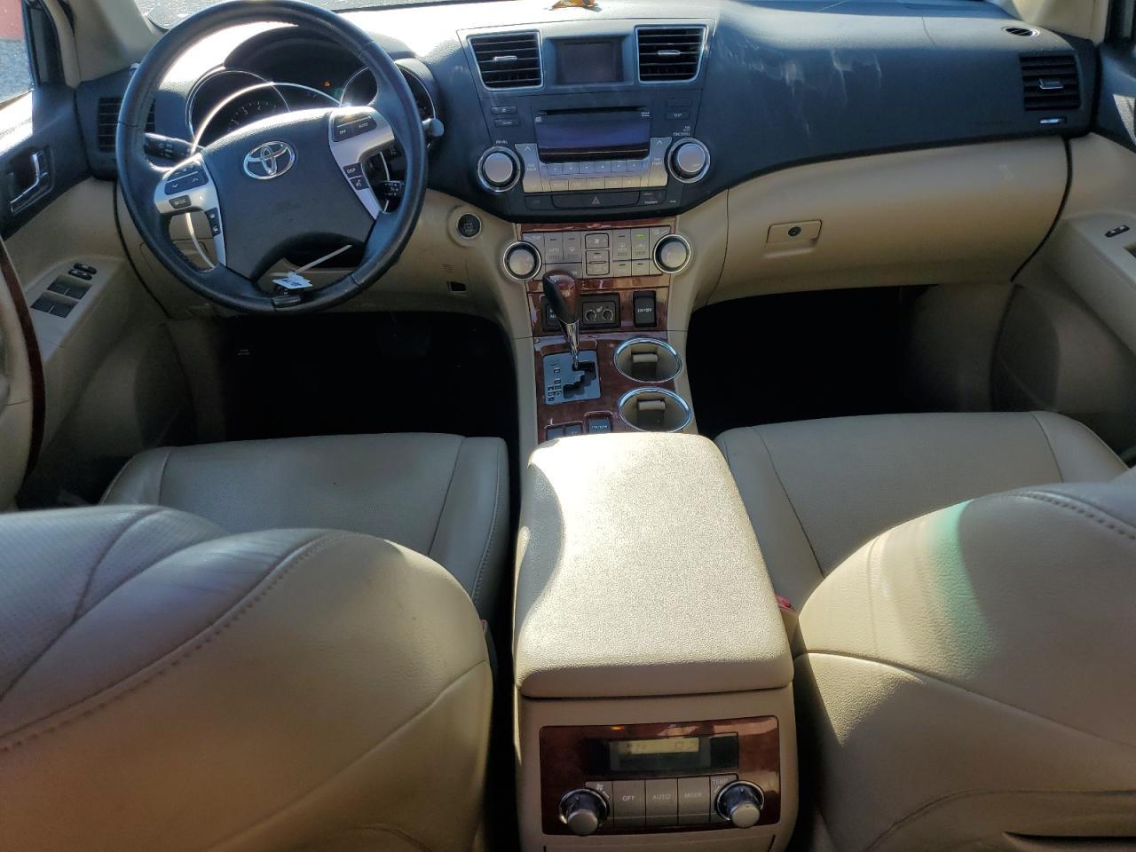 2012 TOYOTA HIGHLANDER