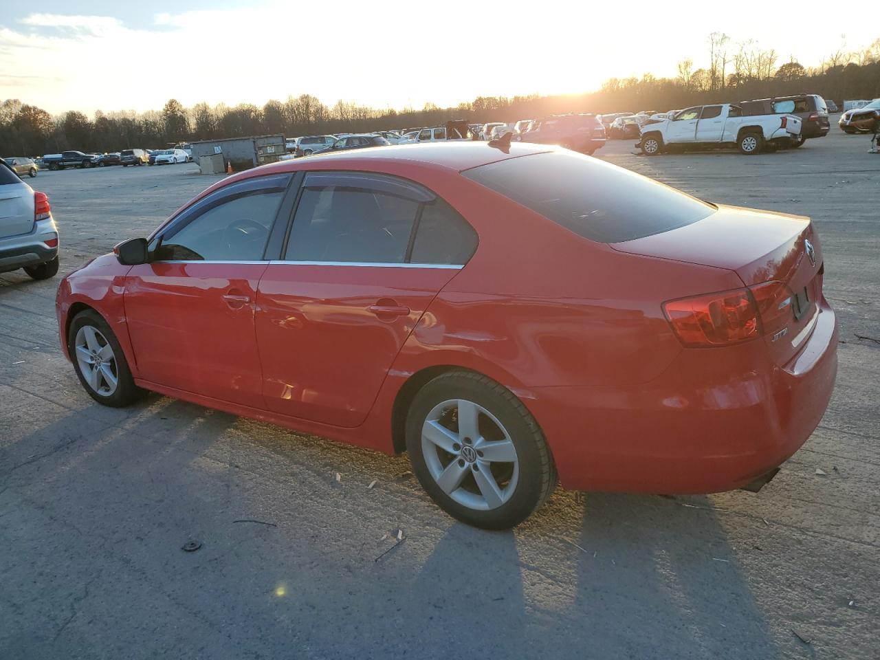 2014 VOLKSWAGEN JETTA