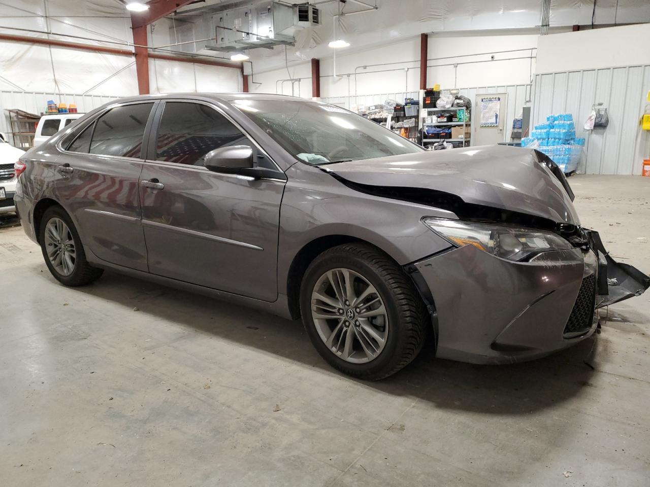 2016 TOYOTA CAMRY