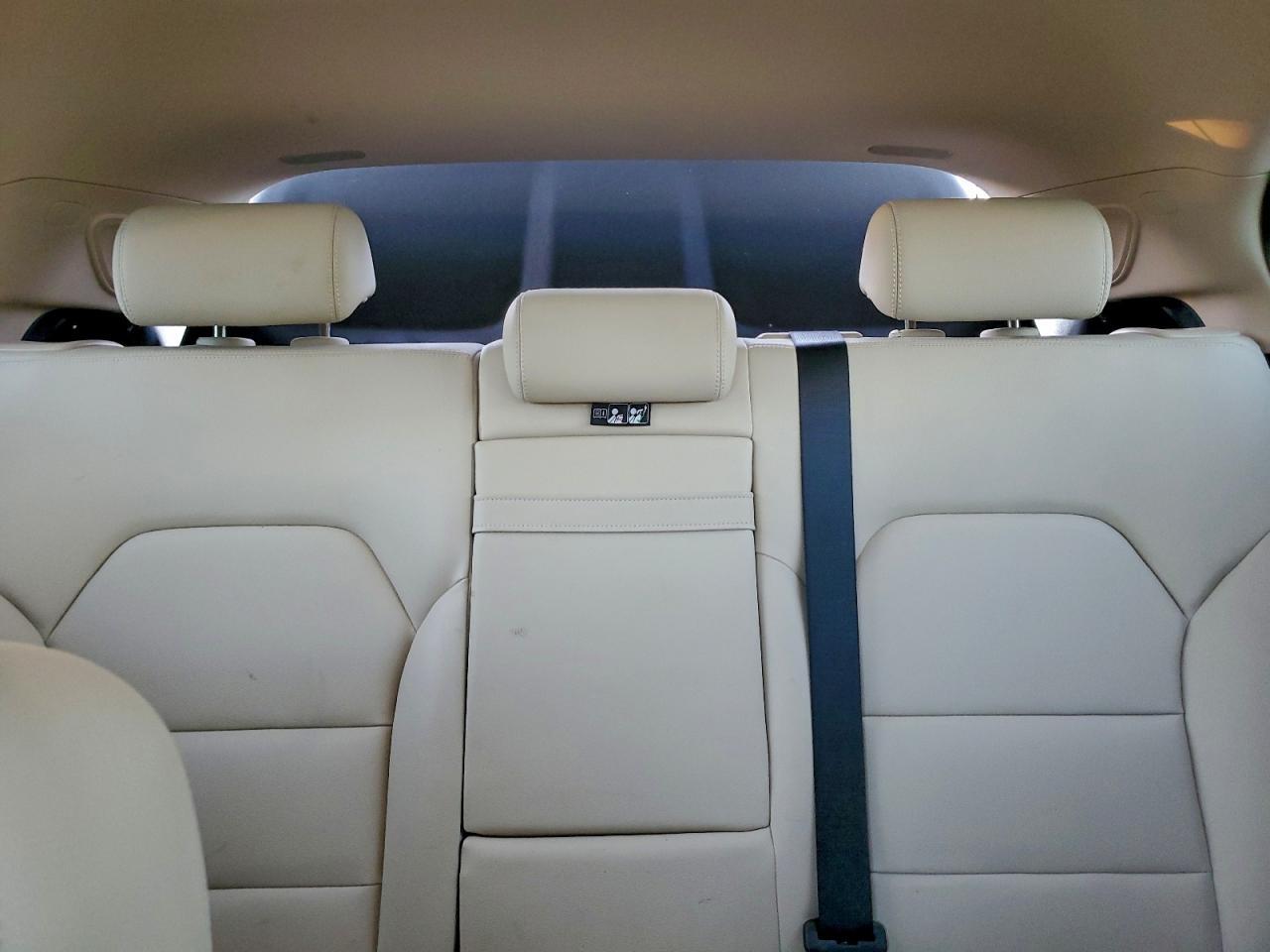 2016 MERCEDES-BENZ GLA-Class
