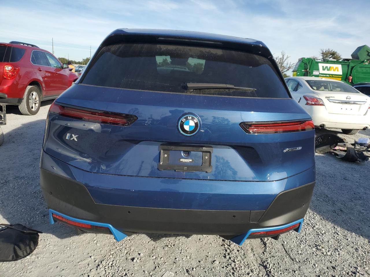 2023 BMW iX