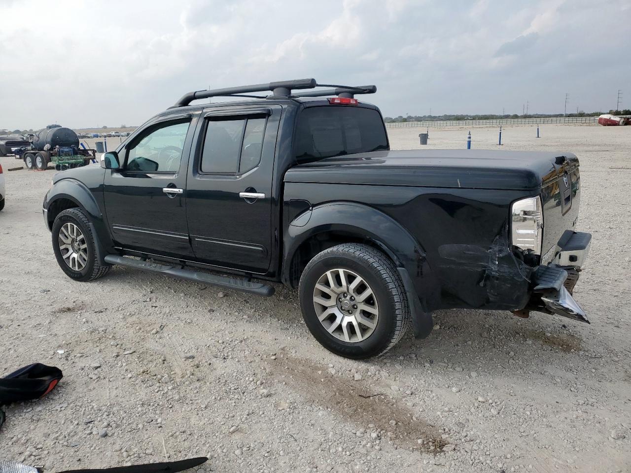 2012 NISSAN Frontier