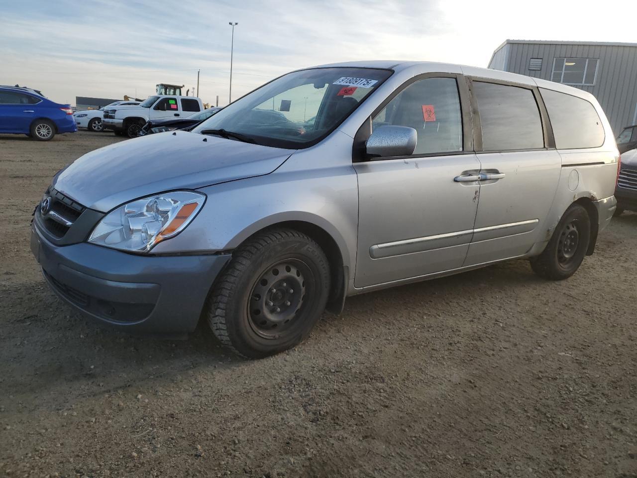 2007 HYUNDAI Entourage