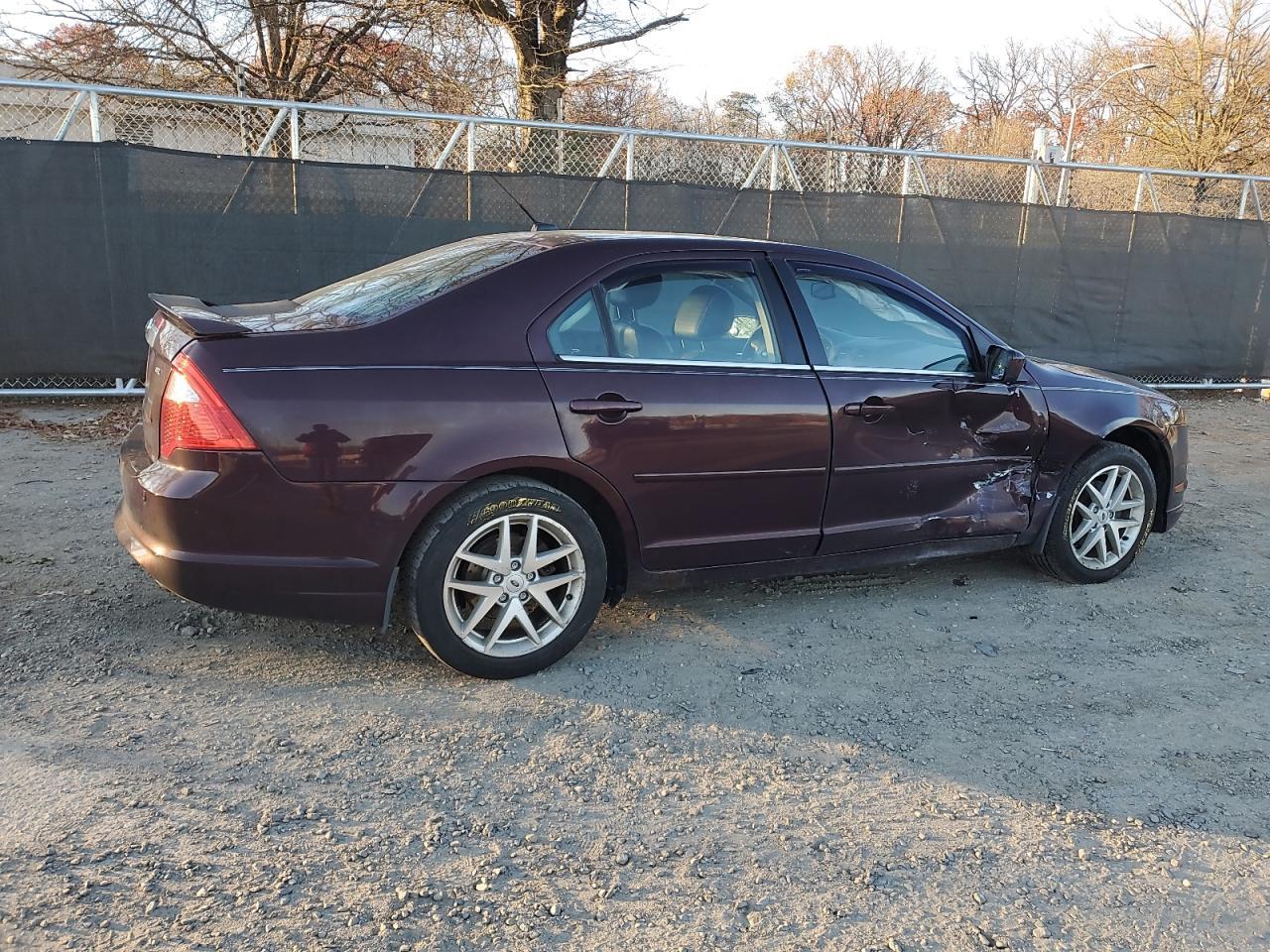 2011 FORD FUSION