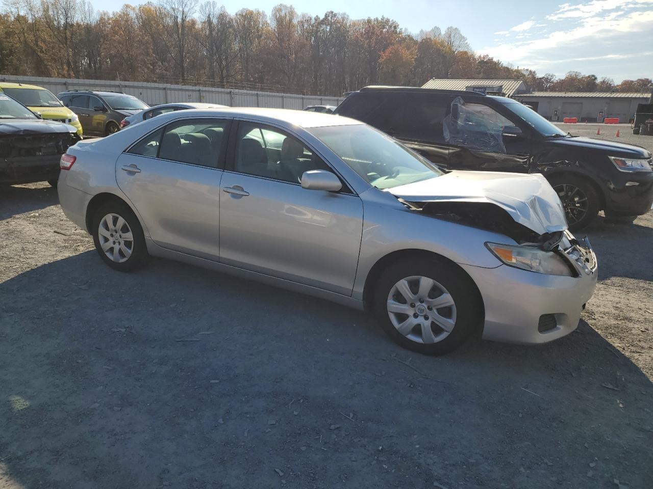 2011 TOYOTA CAMRY