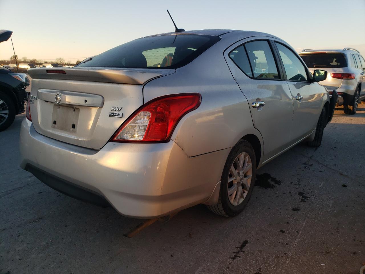 2019 NISSAN VERSA