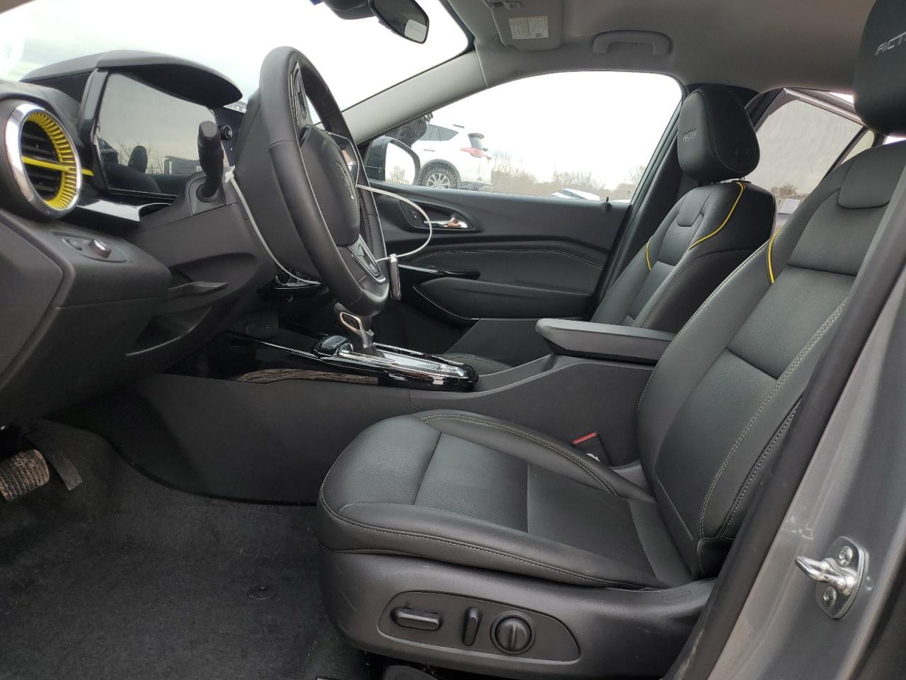 2025 CHEVROLET TRAX