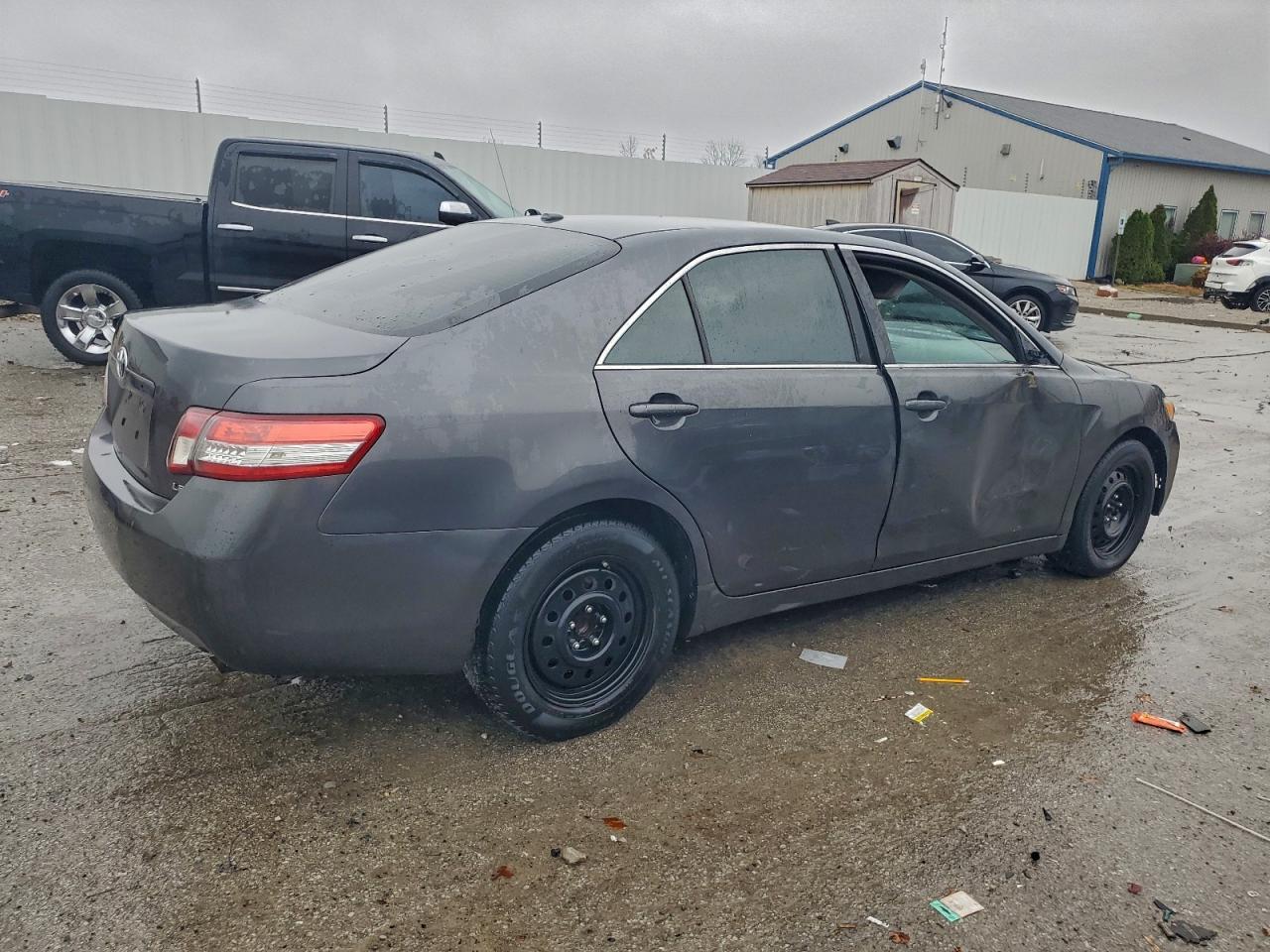 2010 TOYOTA CAMRY