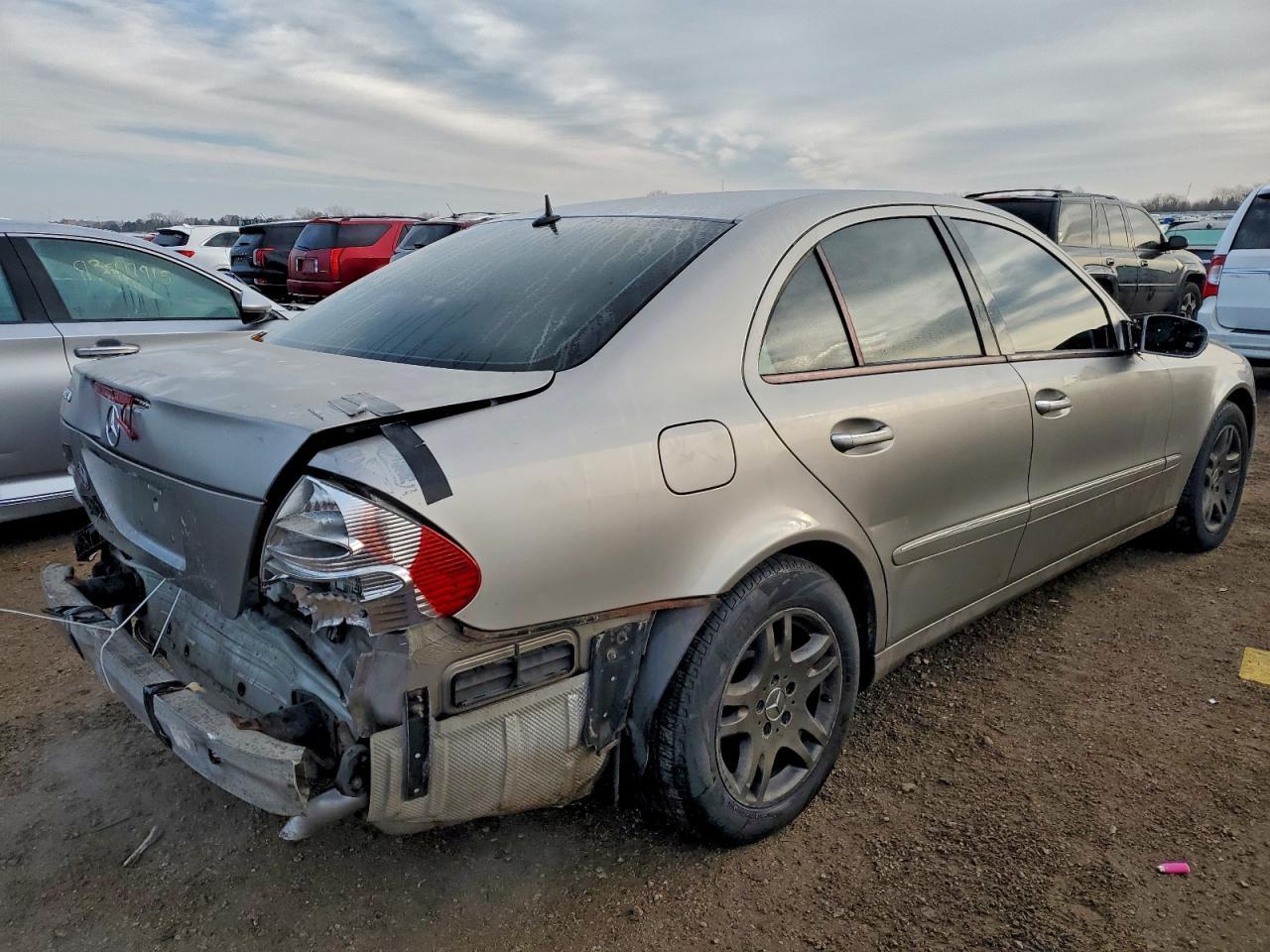 2005 MERCEDES-BENZ E-Class