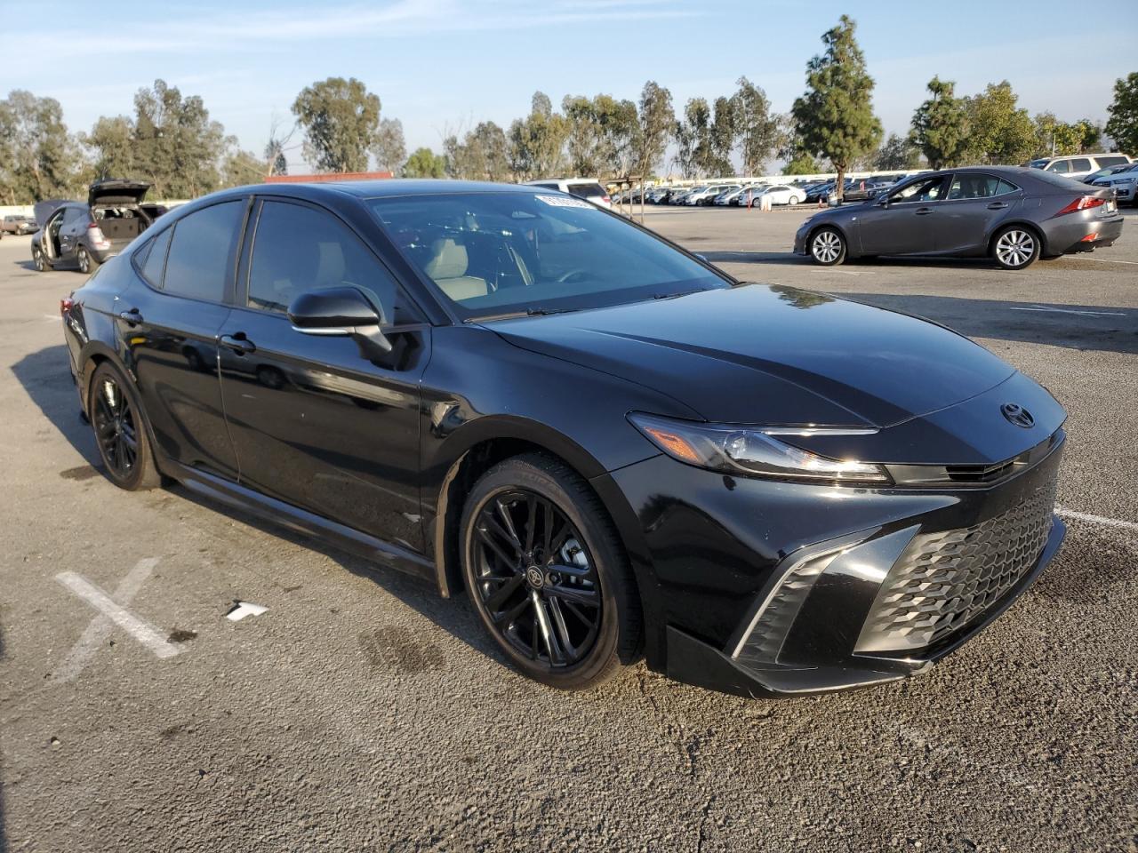 2025 TOYOTA CAMRY