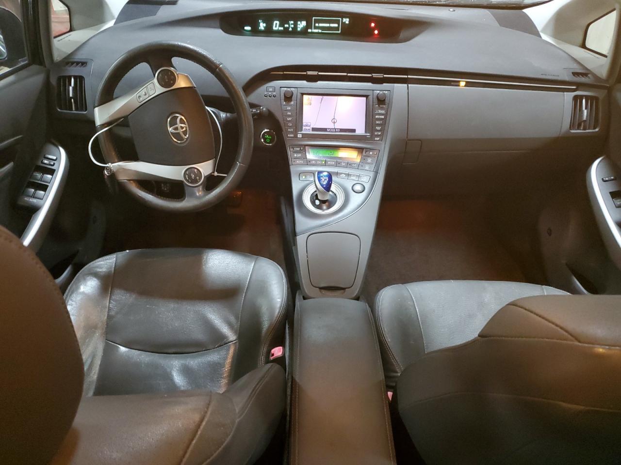 2010 TOYOTA PRIUS