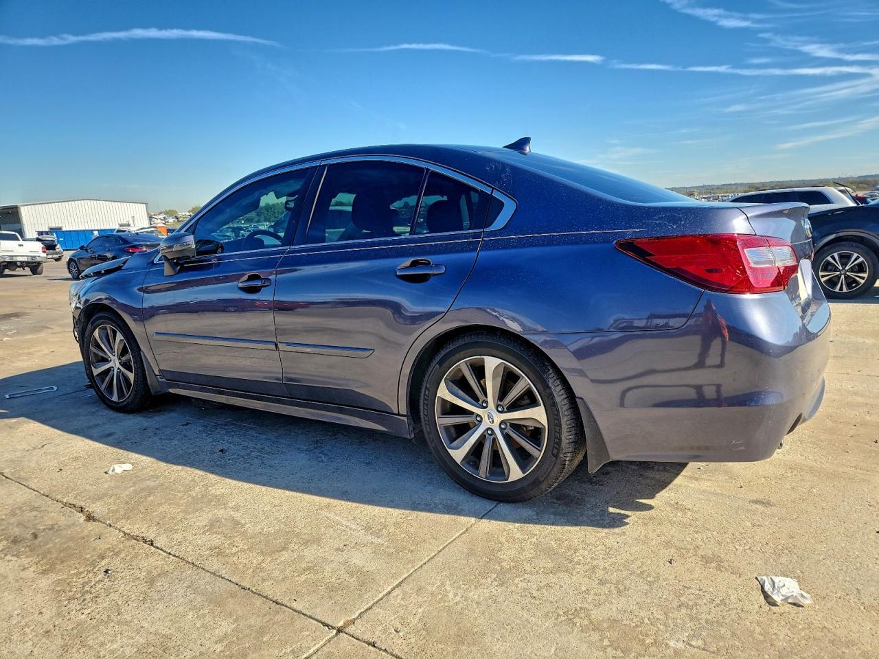 2016 SUBARU Legacy