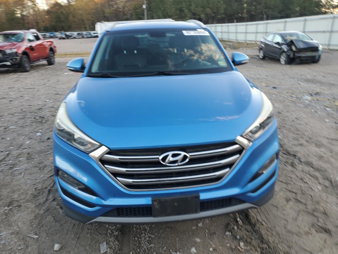 2016 HYUNDAI TUCSON