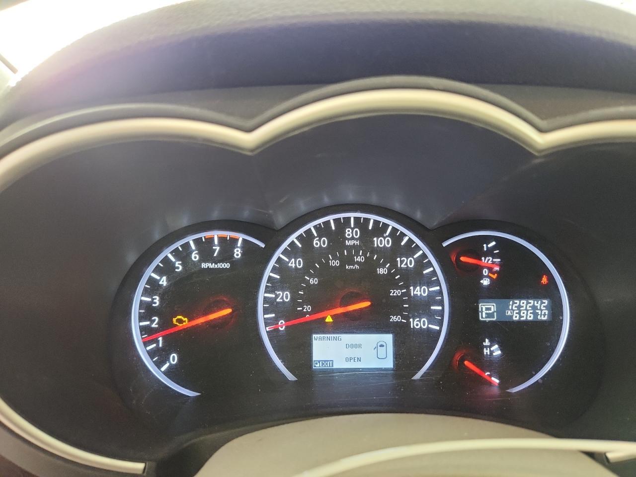 2012 NISSAN Quest