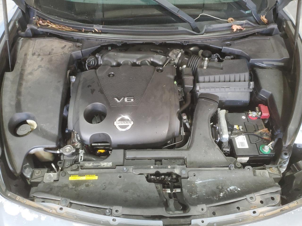 2010 NISSAN Maxima