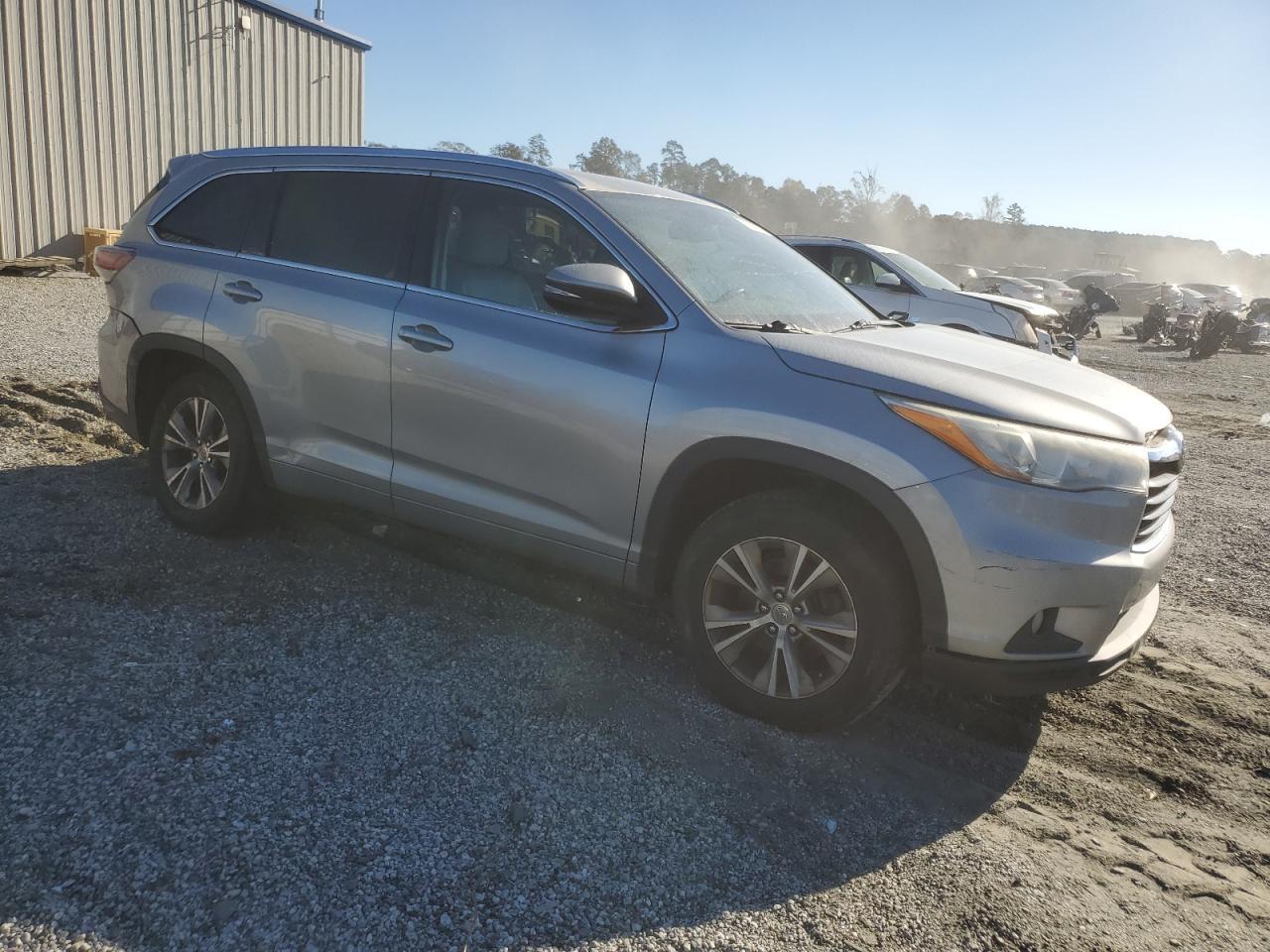 2015 TOYOTA HIGHLANDER