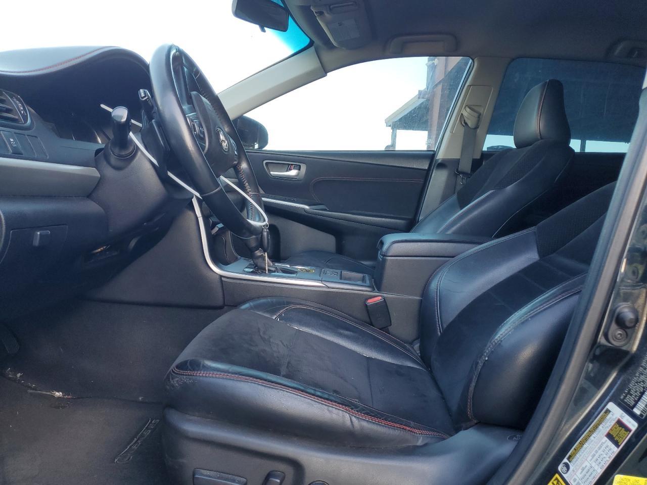 2015 TOYOTA CAMRY