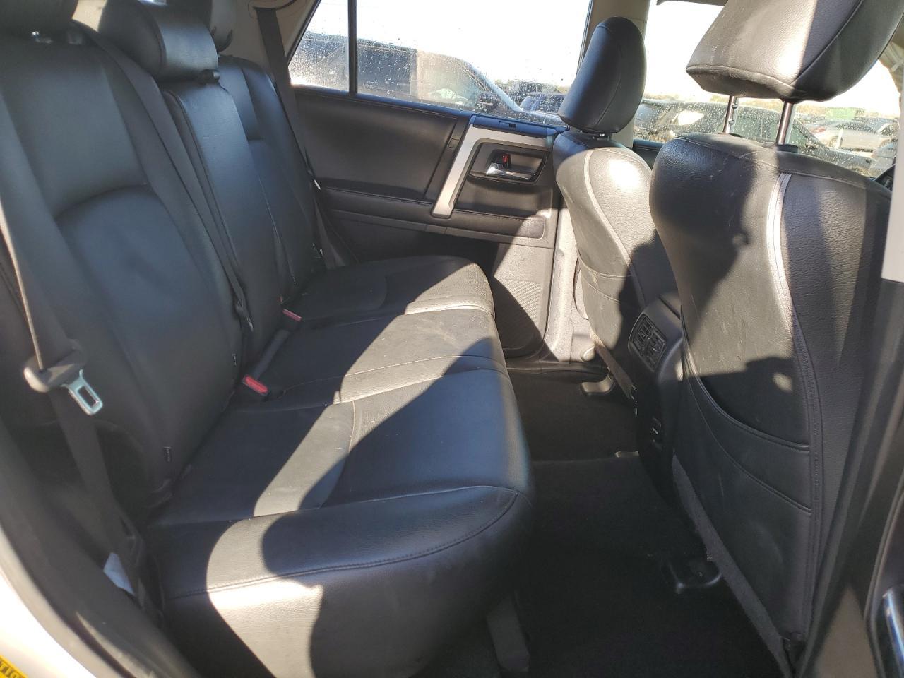 2016 TOYOTA 4Runner
