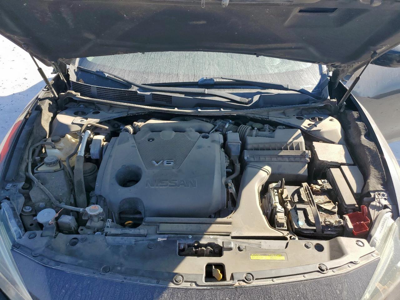 2016 NISSAN Maxima