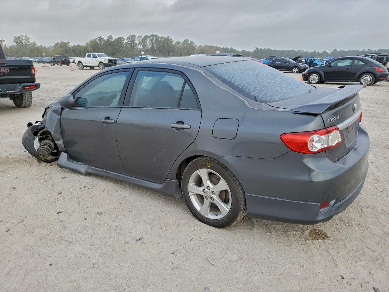 2011 TOYOTA COROLLA