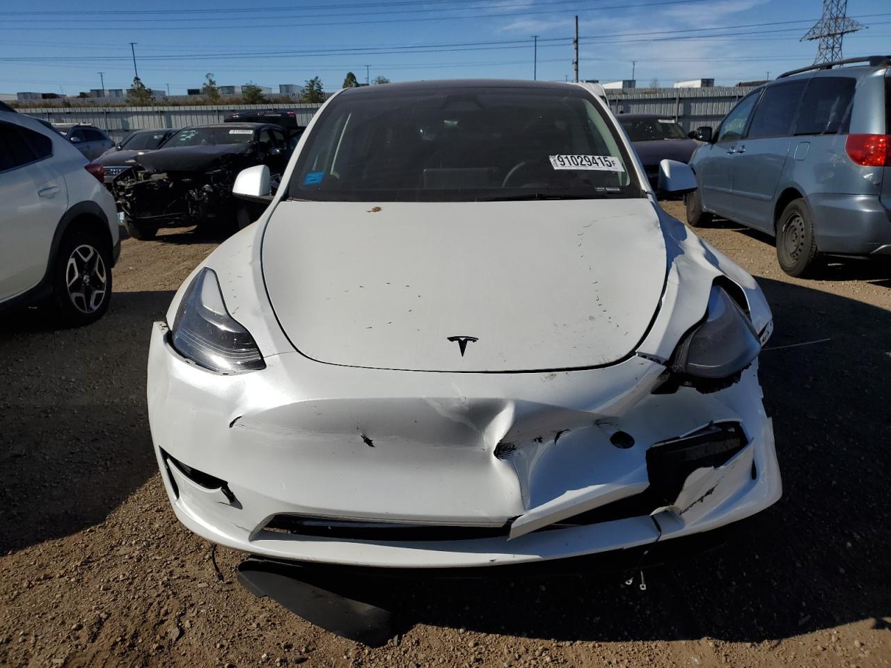2024 TESLA MODEL Y