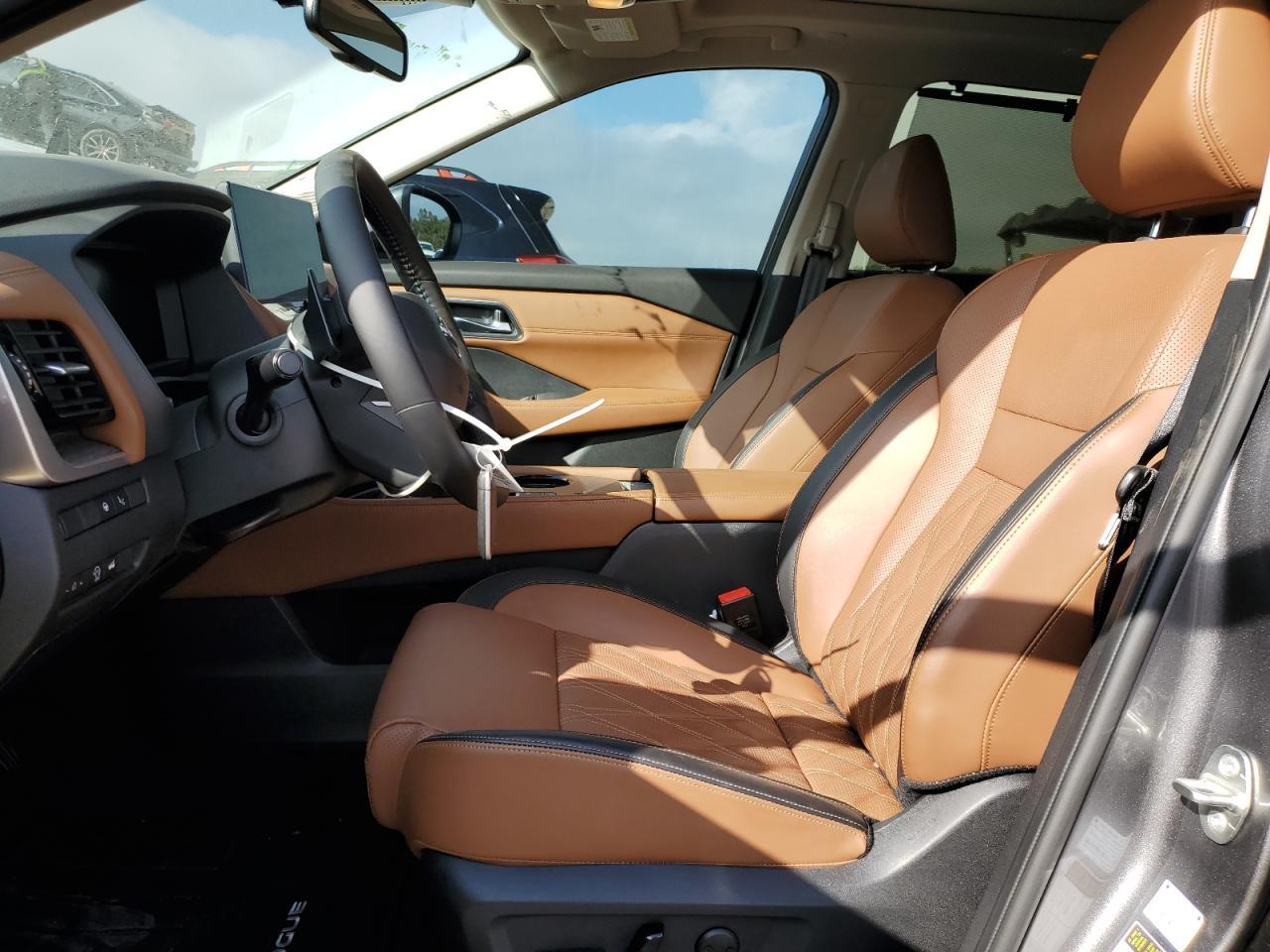 2025 NISSAN ROGUE