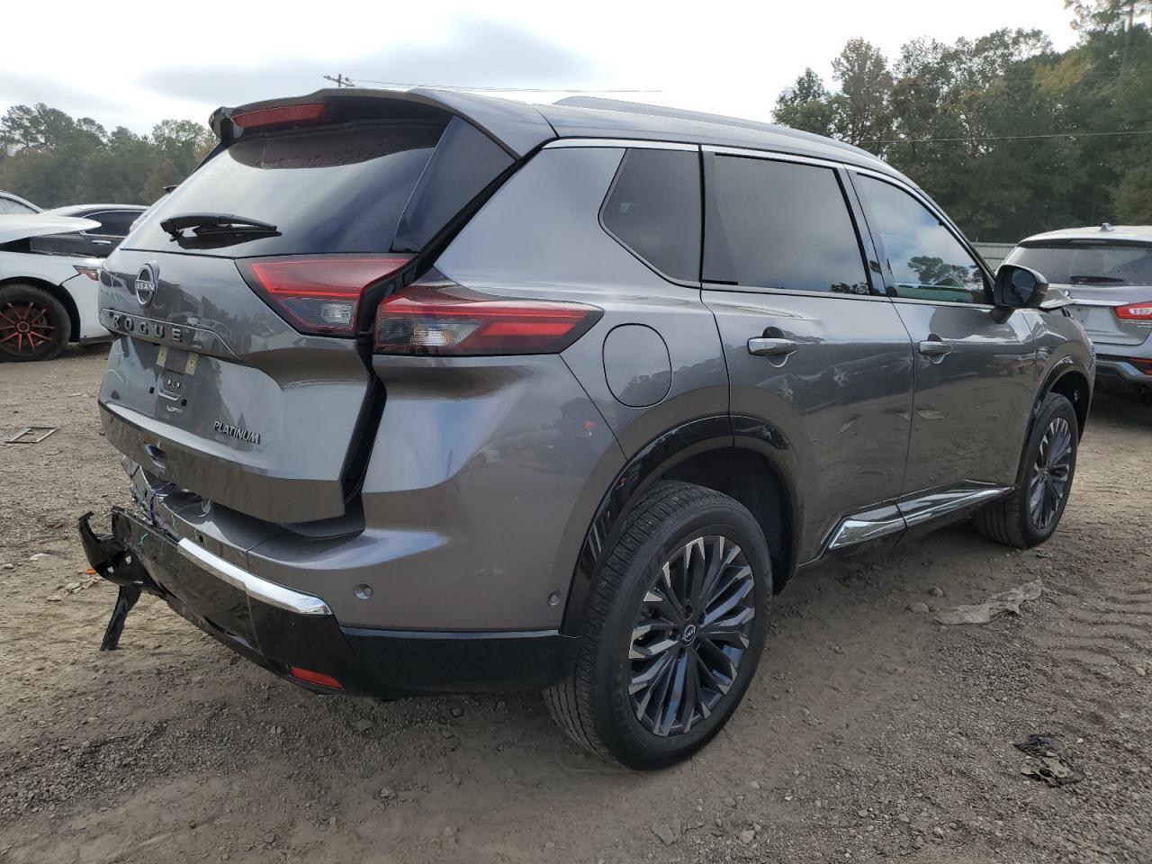 2025 NISSAN ROGUE