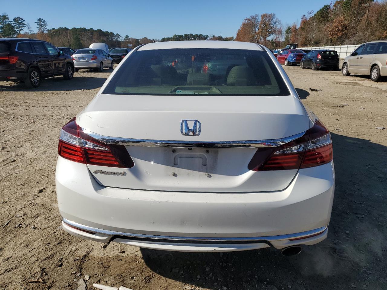 2017 HONDA ACCORD