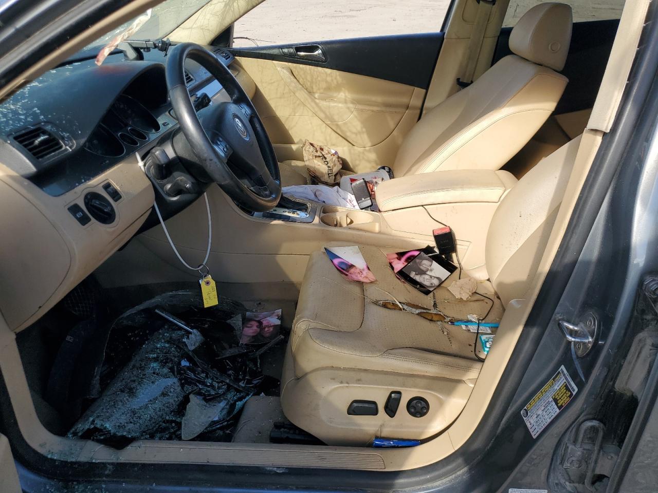 2008 VOLKSWAGEN Passat