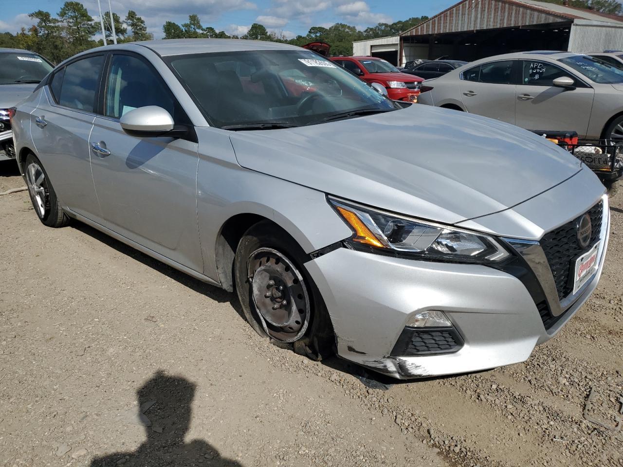 2020 NISSAN ALTIMA