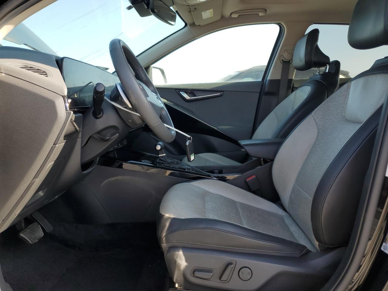 2023 KIA Niro