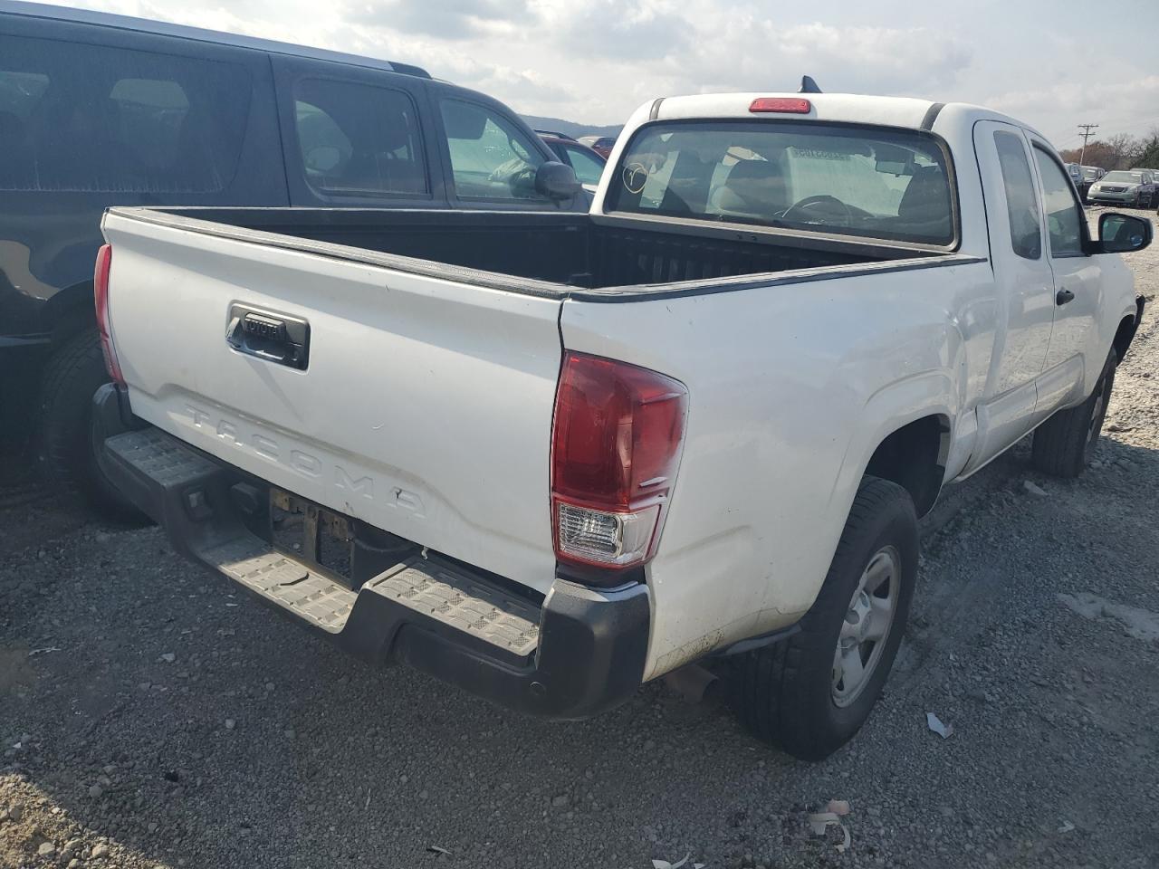 2016 TOYOTA TACOMA
