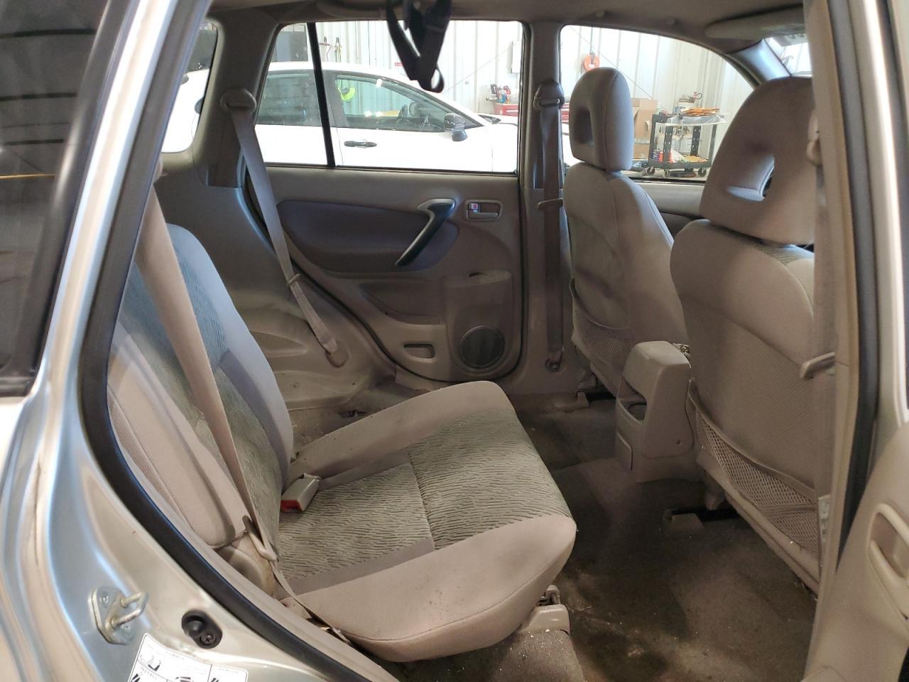 2002 TOYOTA RAV4