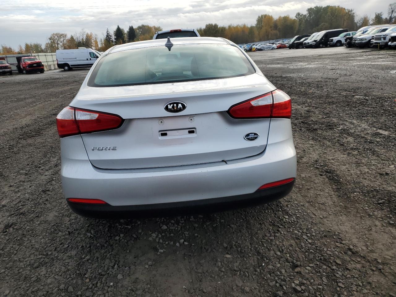 2016 KIA FORTE