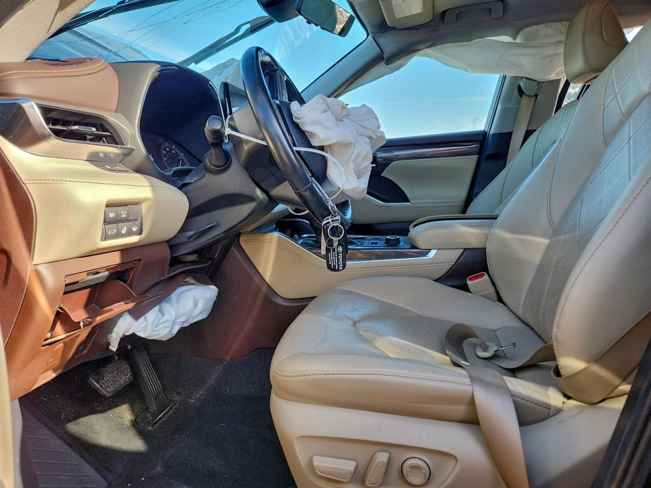 2021 TOYOTA HIGHLANDER