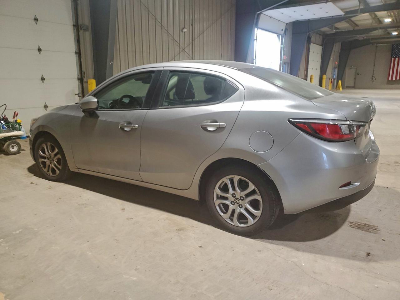 2016 TOYOTA SCION