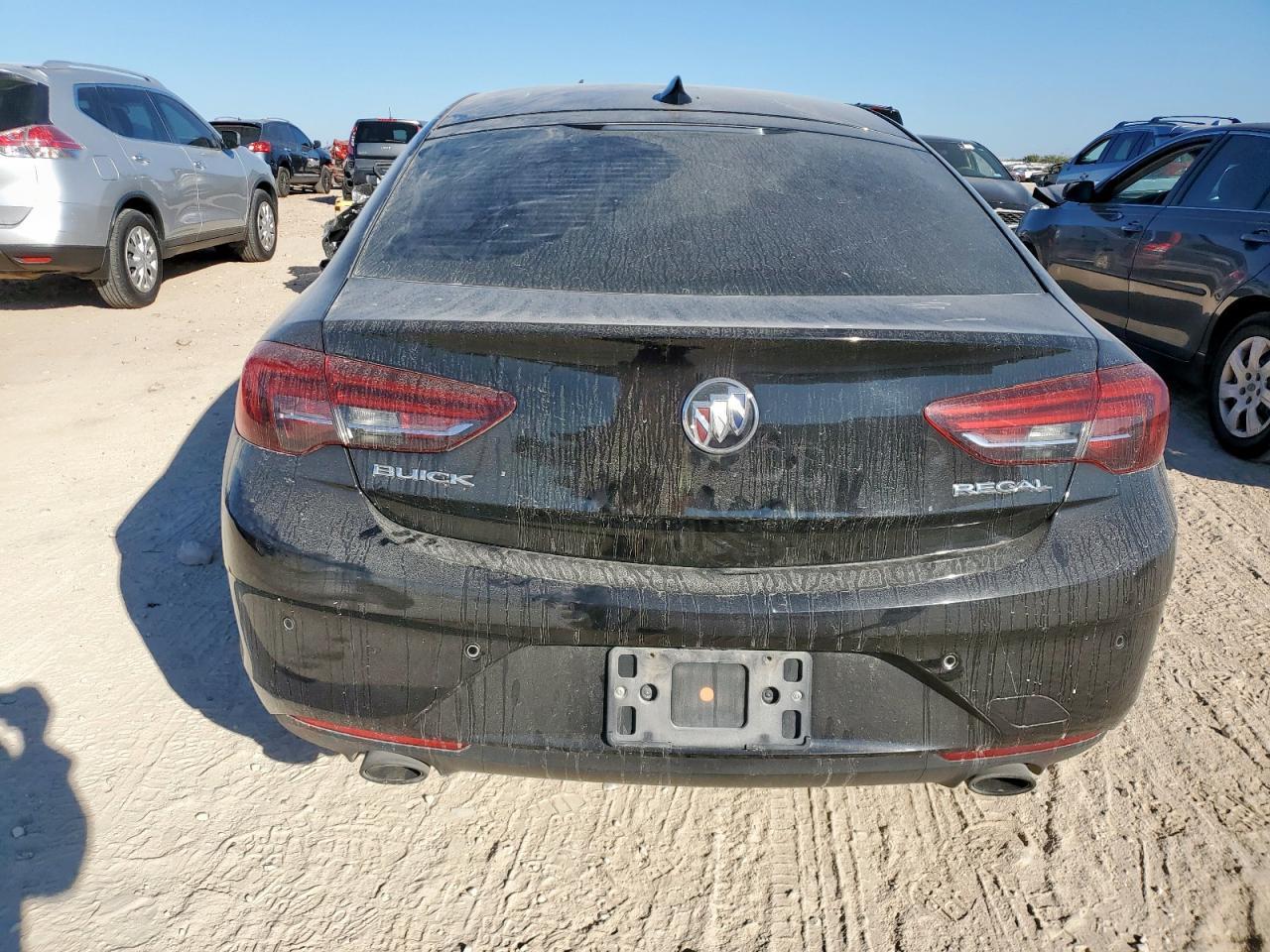 2018 BUICK Regal