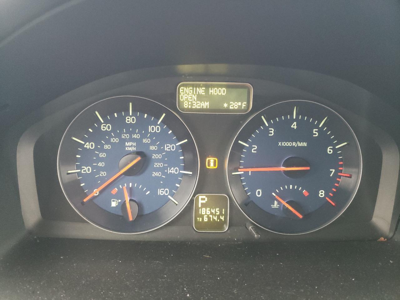 2013 VOLVO C30