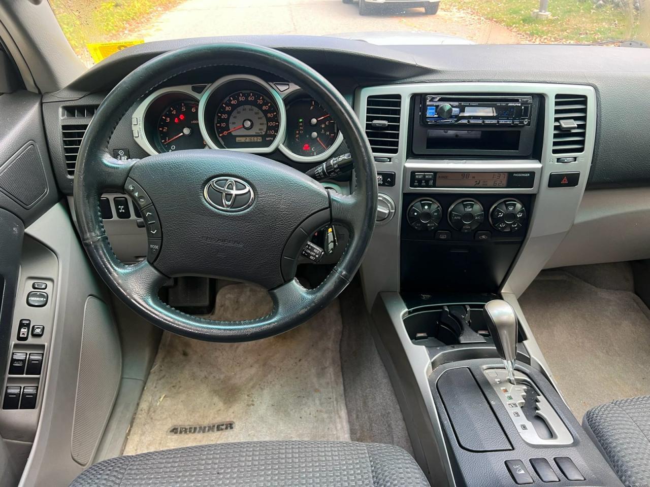 2004 TOYOTA 4Runner