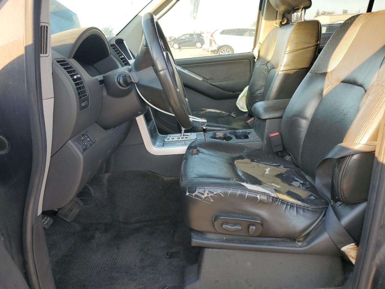 2011 NISSAN PATHFINDER