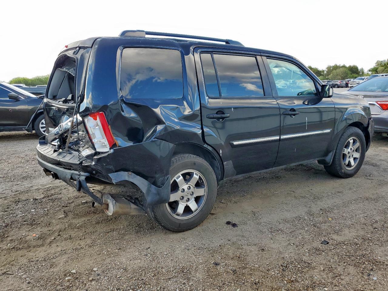 2011 HONDA PILOT