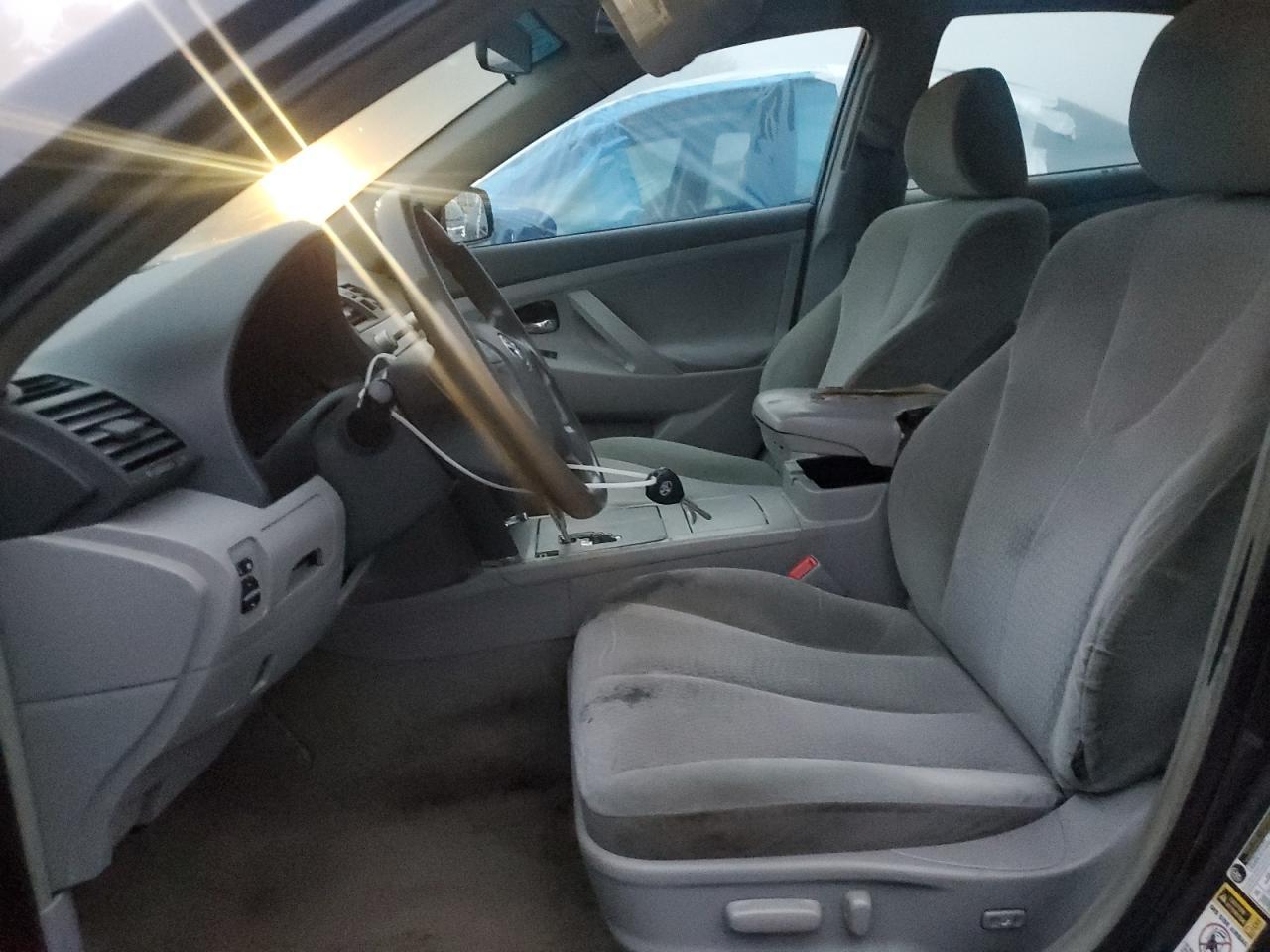 2011 TOYOTA CAMRY