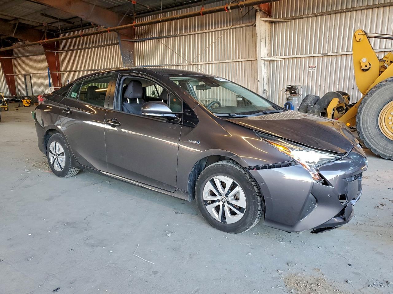 2018 TOYOTA PRIUS