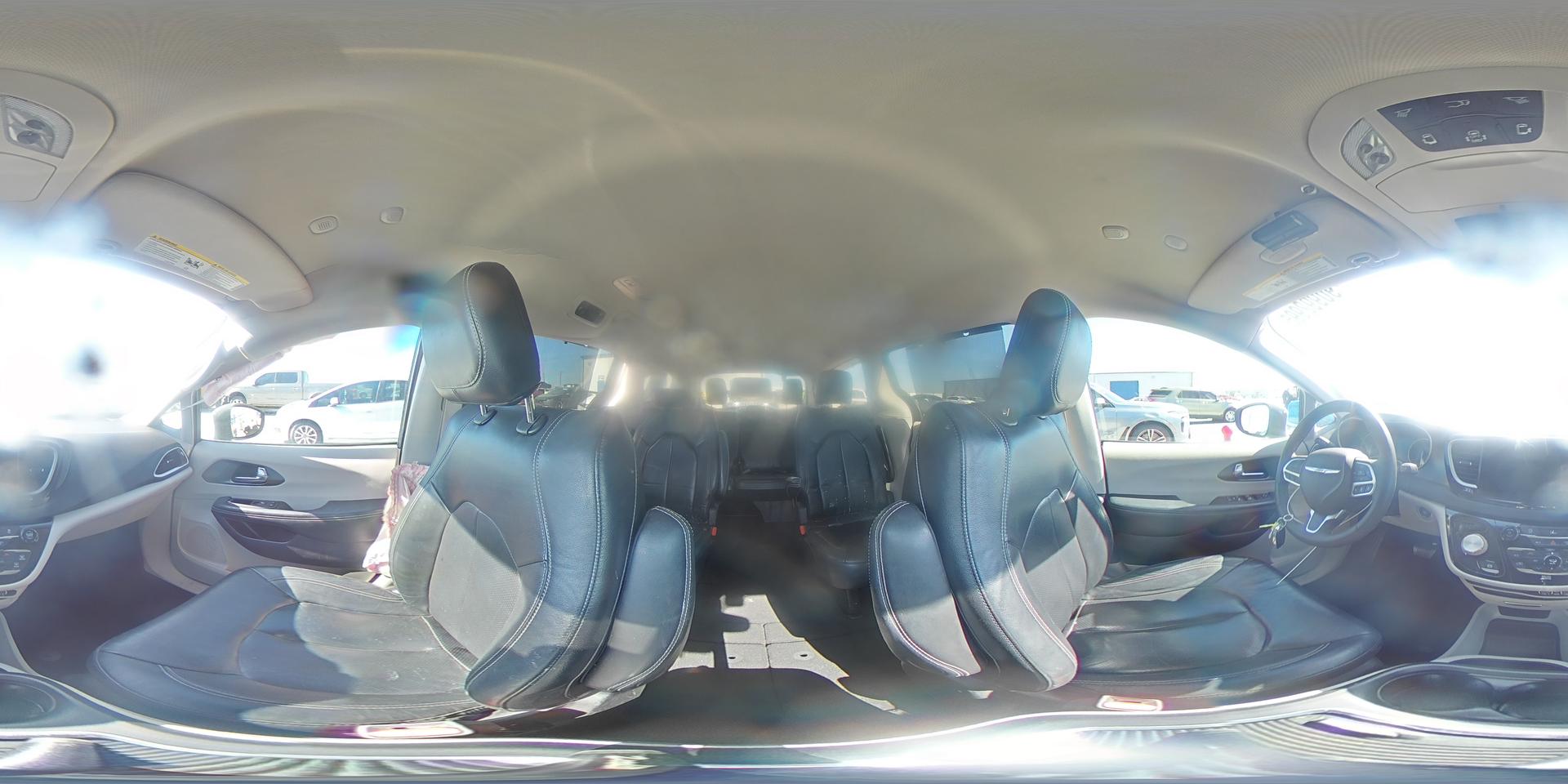 2022 CHRYSLER Pacifica